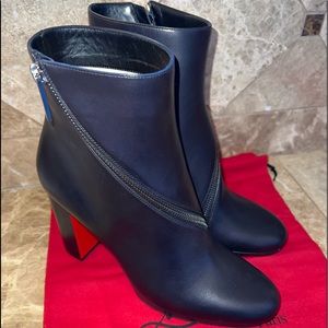 Brand new, never worn Christian Louboutin Birgitta 100 Calf size 39
